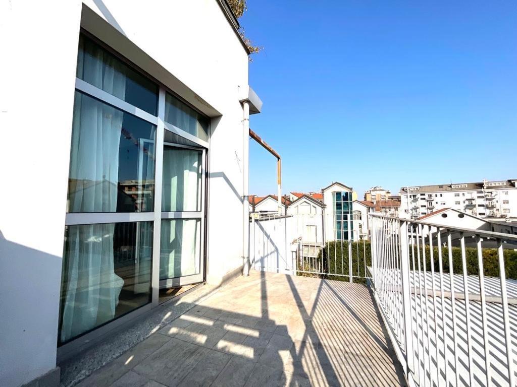 Your Apartments In Navigli District 밀라노 외부 사진