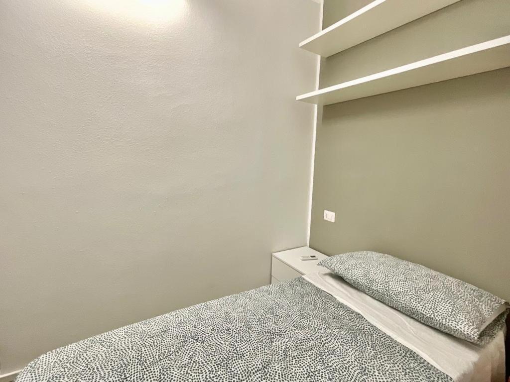 Your Apartments In Navigli District 밀라노 외부 사진